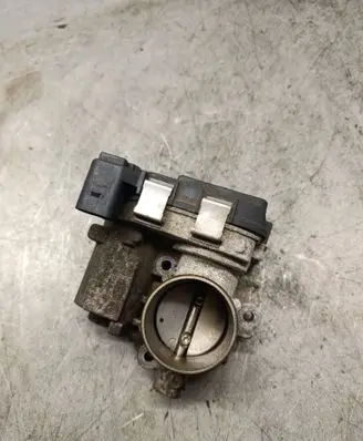 Audi Q2 - Throttle body valve 04C133062C
