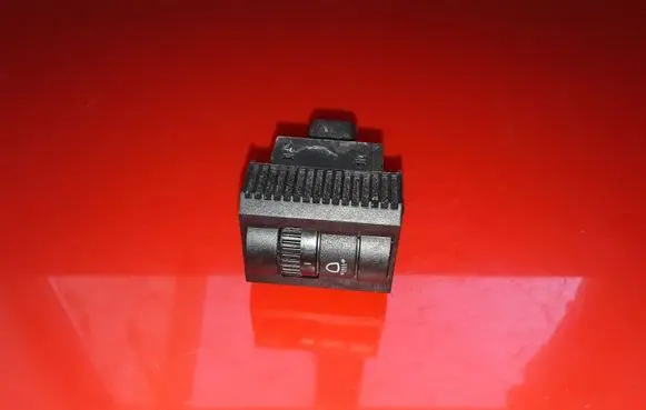Volkswagen Polo IV 9N3 Headlight level height control switch 6Q0941333B