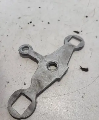 BMW 3 F30 F35 F31 Fuel Injector clamp holder 7595405