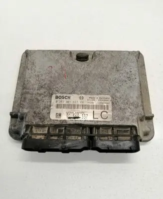 Opel Sintra Engine control unit/module 0281001637