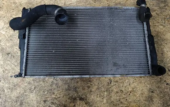 Coolant radiator