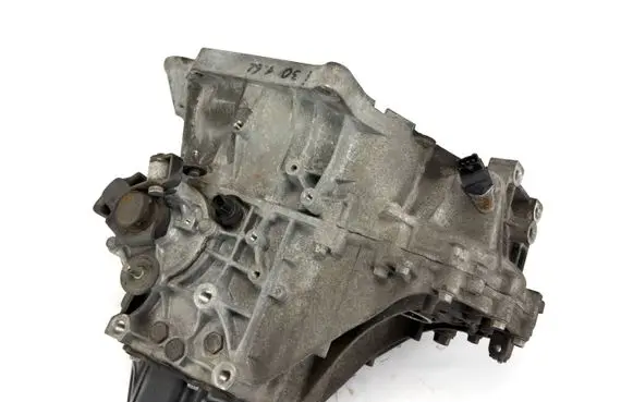 Hyundai i30 Manual 5 speed gearbox T9J5C 110444 0901070458