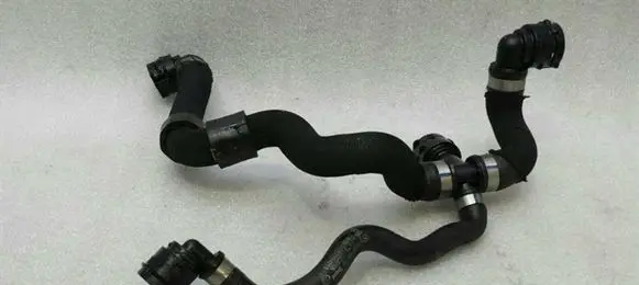 Mercedes-Benz C W205 Engine coolant pipe/hose A2055011691