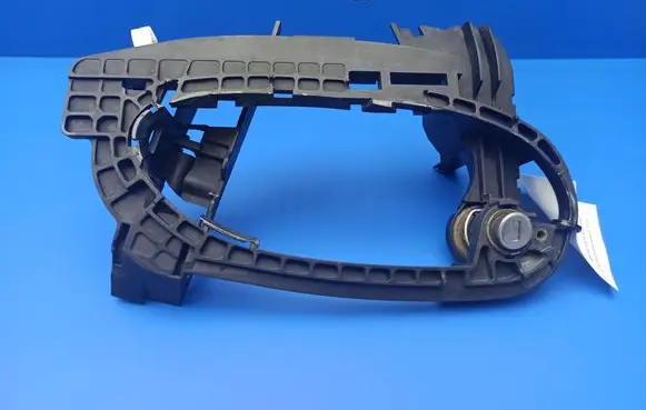 BMW 7 E65 E66 Front door exterior handle/bracket 7013702 7013702706 7013706