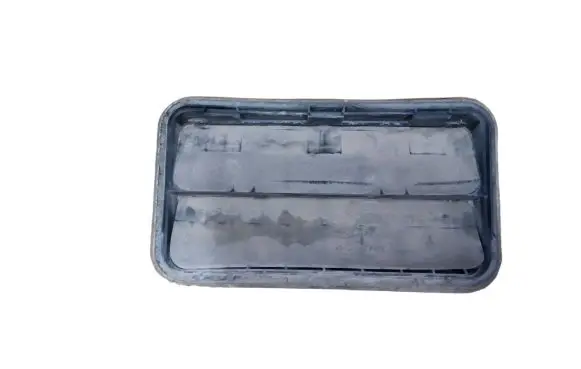 Hyundai ix 55 Quarter panel pressure vent 