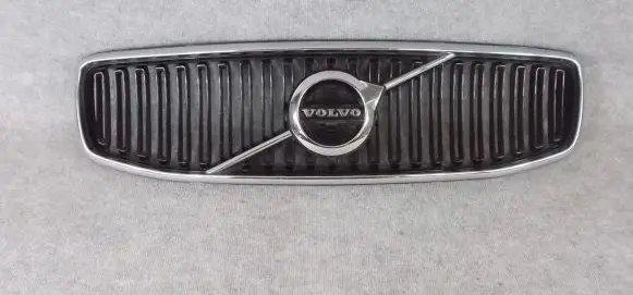 Volvo S90, V90 Front grill
