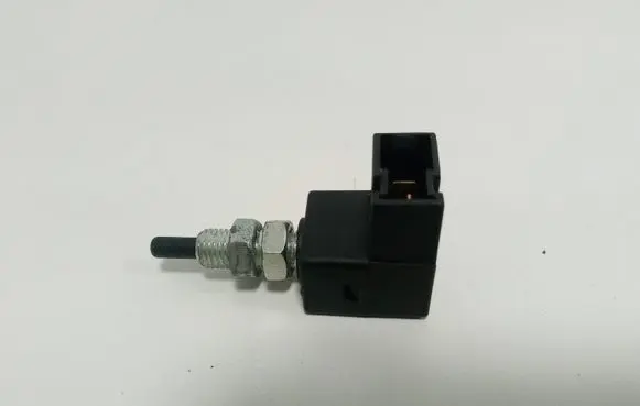 Hyundai i20 (PB PBT) Brake pedal sensor switch