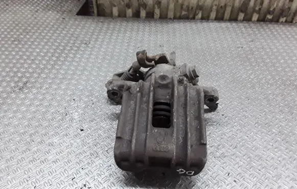 Volkswagen Golf IV Rear brake caliper