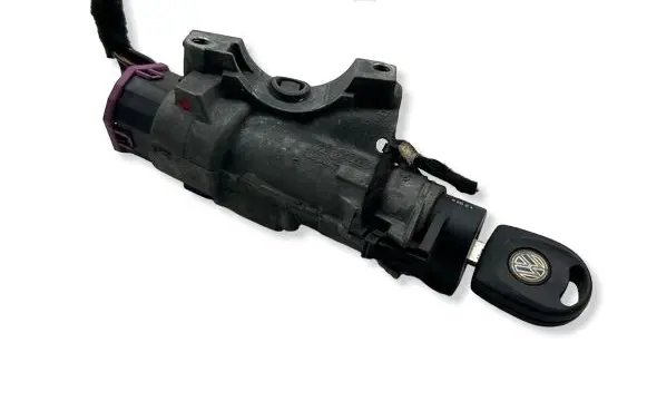 Volkswagen Transporter - Caravelle T4 Ignition lock 4B0905851C