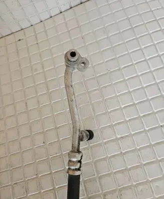 Subaru XV I Air conditioning (A/C) pipe/hose