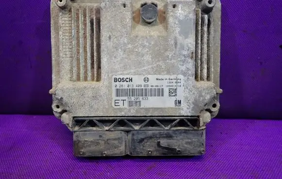Opel Vectra C Engine control unit/module ECU
