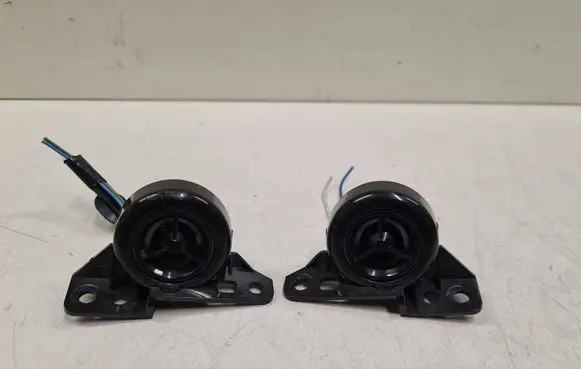 Mitsubishi i-MiEV Panel speaker MR986377 8000A068 8000A069