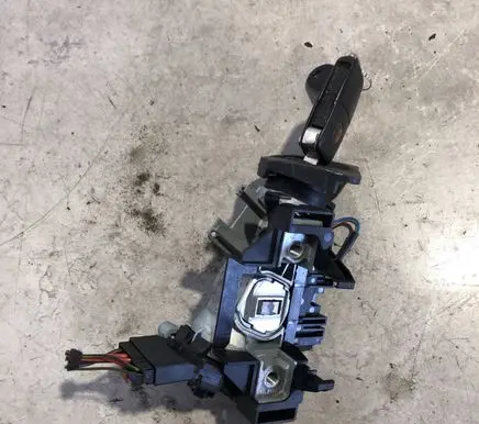 Skoda Rapid (NH) Ignition lock 6RA905865