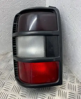 Mitsubishi Pajero Rear/tail lights 0431540L