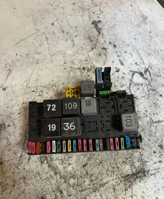 Ford Galaxy Fuse box set 7M0937025D 357911253