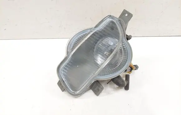 Volvo V70 Front fog light 8620228 1525