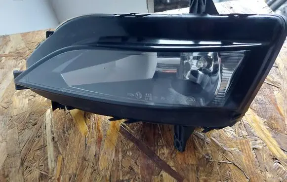 Volkswagen Golf VII Front fog light 5G0941662F