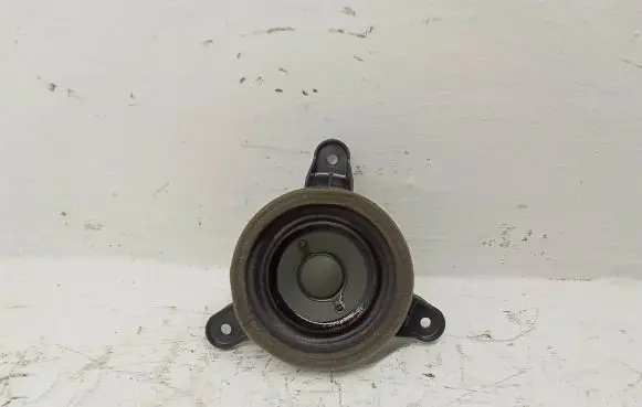 Audi A8 S8 D4 4H Front door speaker 4H0035397 3168420010