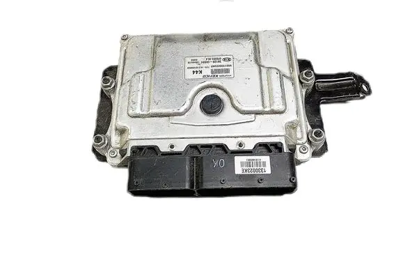 KIA Stonic Engine control unit/module 39128-04044
