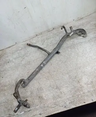 Volvo XC90 Engine coolant pipe/hose