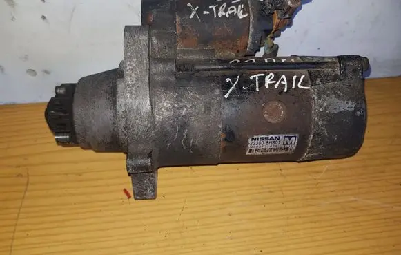 Nissan X-Trail T30 Starter motor 233008H801 M008T71471
