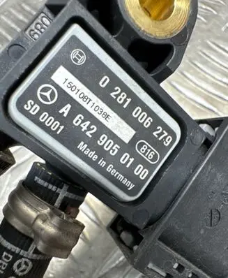 Mercedes-Benz SLK R172 Exhaust gas pressure sensor 0281006279 50108T1038 A6429050100