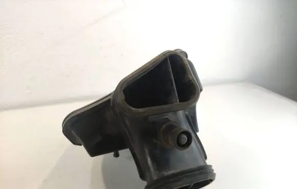 Opel Astra J Intake resonator 13313301careway