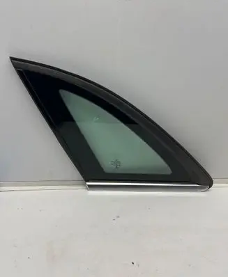 Mercedes-Benz B W246 W242 Rear side window A2466708300 43R00048 E000255