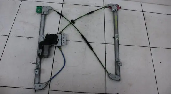Citroen Jumpy Front door window regulator with motor 