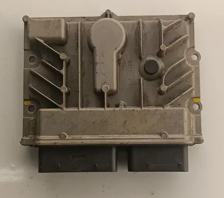 Opel Mokka Engine control unit/module 55591709