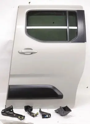 Opel Combo E Front door 5781721