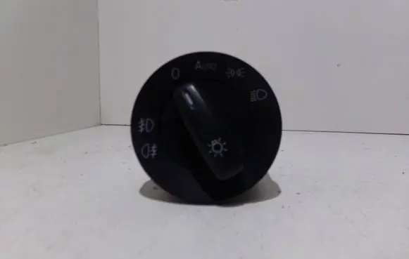 Light switch