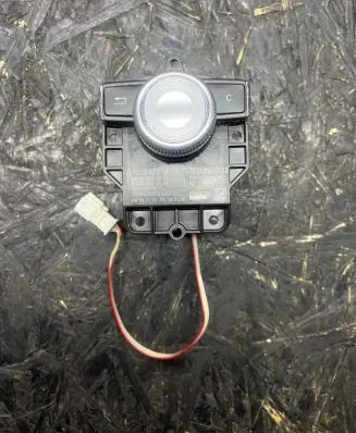 Mercedes-Benz E W212 Head unit multimedia control A2128701551 A2128701851 A2044420368