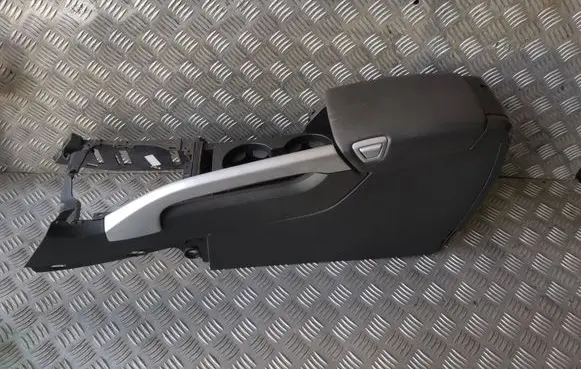 Volvo XC70 Armrest 30643900 30672009 30643883