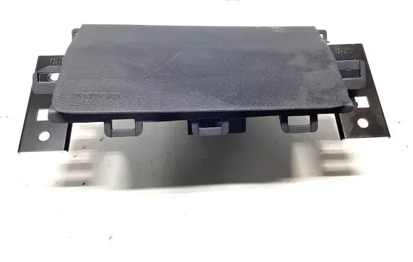 Nissan Navara D23 Knee airbag 0589P1000505