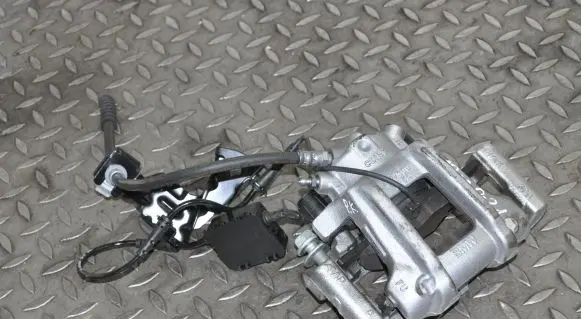 BMW 4 F32 F33 Front brake caliper