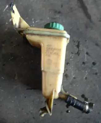 Audi A4 S4 B5 8D Power steering fluid tank/reservoir 8D0422373C