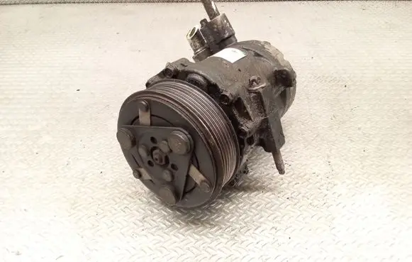 Opel Meriva A Air conditioning (A/C) compressor (pump) 