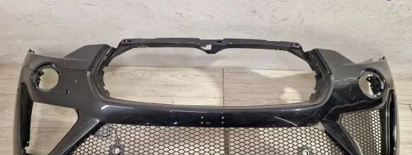 Maserati Levante Front bumper 670119704G