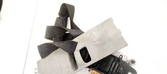 Opel Insignia A Front seatbelt 13303851