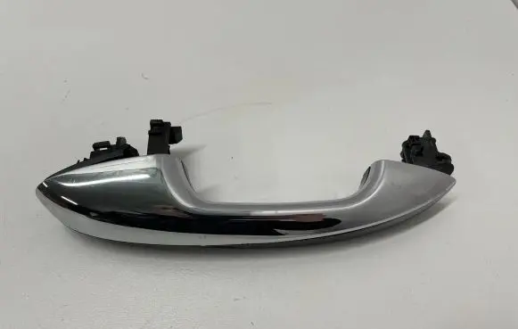 Front door exterior handle/bracket