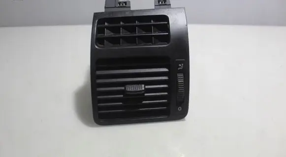 Volkswagen Touran I Dashboard side air vent grill/cover trim