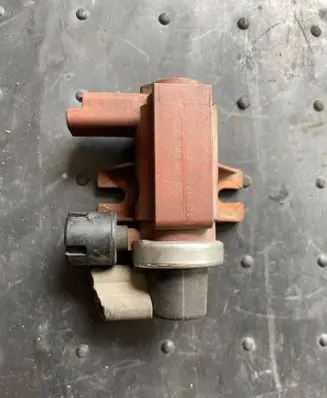 Volvo V50 Turbo solenoid valve 9650098380 70096602