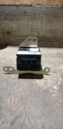 Toyota Corolla Verso AR10 Ignition lock 2004DJ1452