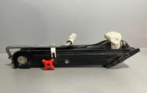 BMW 3 E46 Lift Jack 1094911
