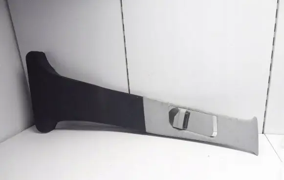 Mercedes-Benz E W211 (B) pillar trim (top)