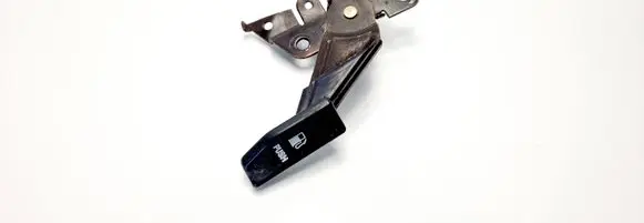 Nissan Terrano Fuel cap release pull handle 