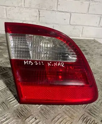 Mercedes-Benz E W212 Tailgate rear/tail lights A2118201364 379503 RWLS211