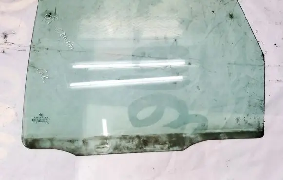 Chrysler PT Cruiser Rear door window glass 