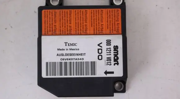 Smart ForTwo II Airbag control unit/module 0001211V012